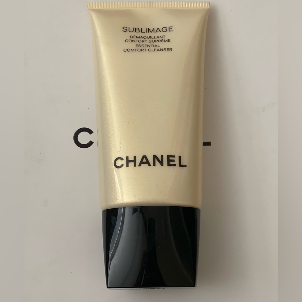 CHANEL Cleanser